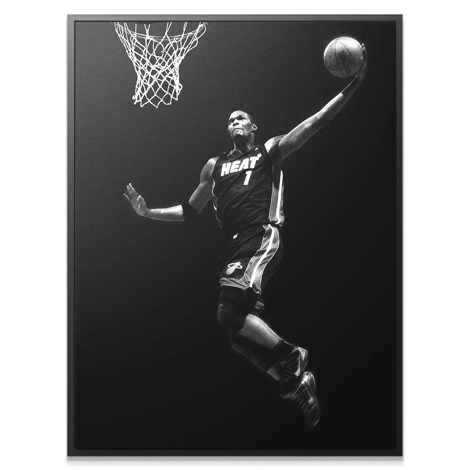Close-up detail of the basketball and hand during the execution of Chris Bosh - Dunk #2.