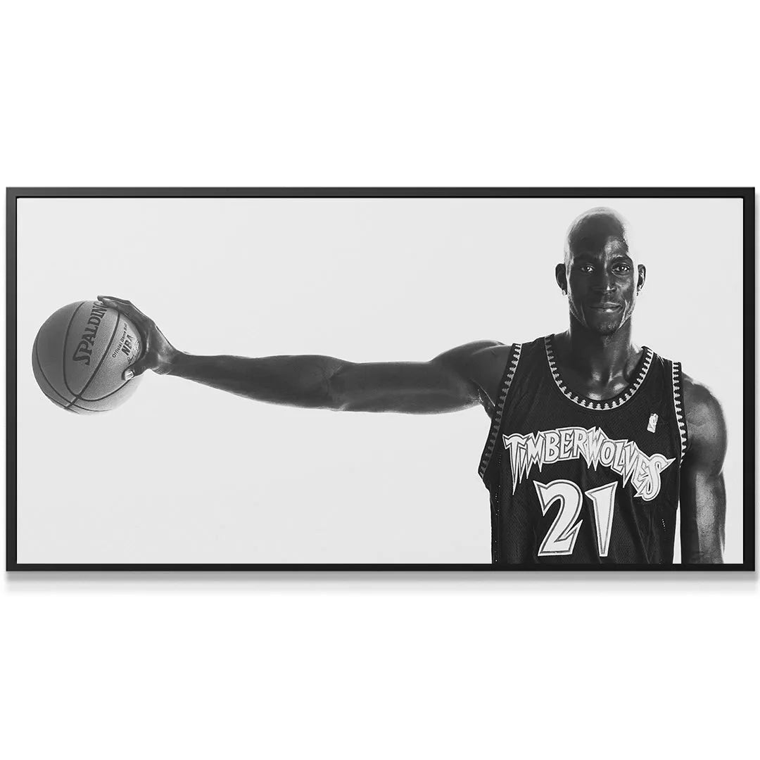 Close-up profile of the determined expression of NBA star Kevin Garnett - #5.
