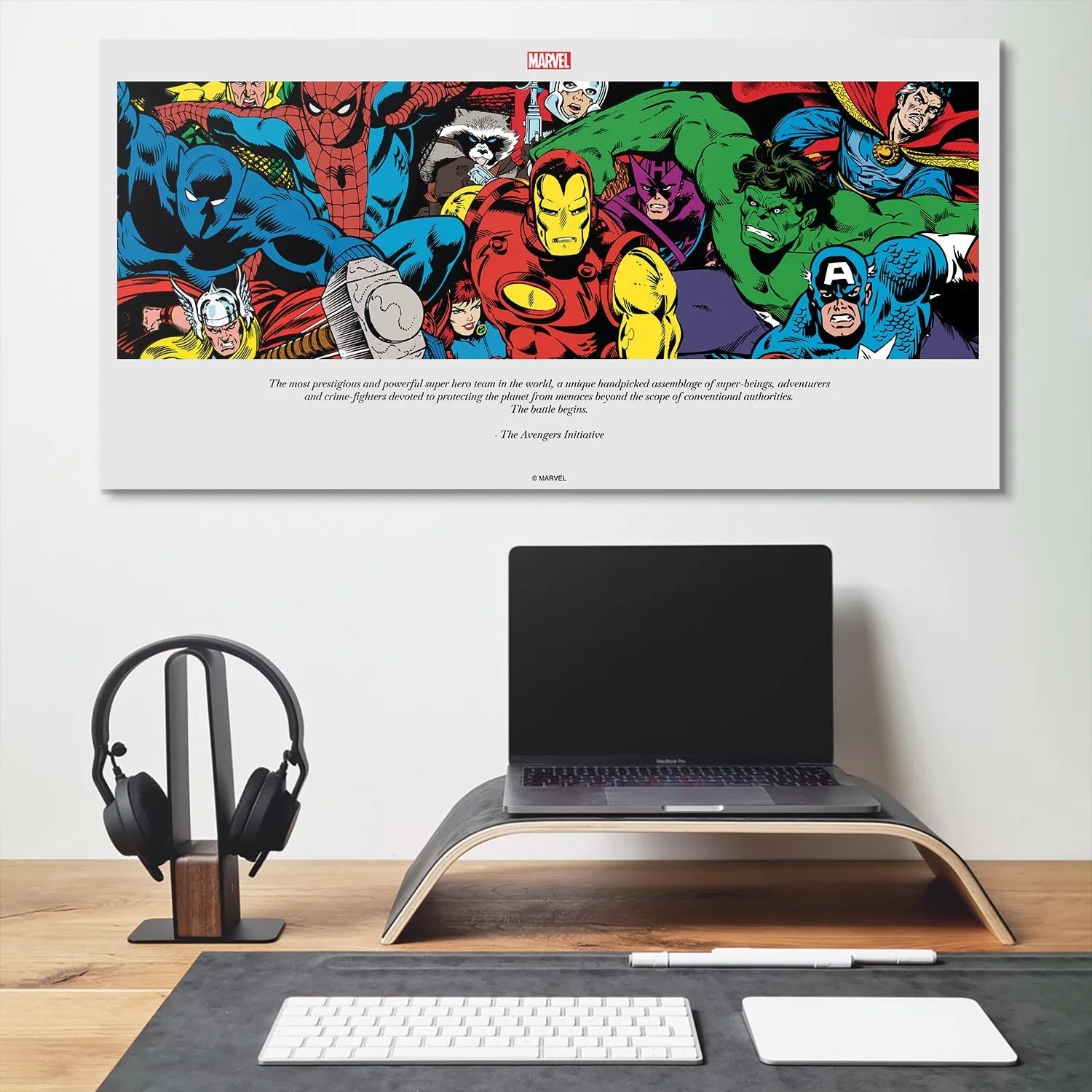 Side angle showing the high-contrast colors and bold outlines of the 'Marvel - Avengers - The Battle Begins' illustration.