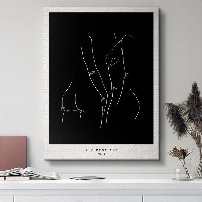 Descriptive alt text focusing on the continuous, fluid lines forming the figure in the Mathild N.2 - Black poster.