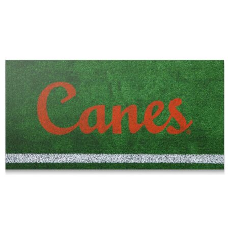 Close-up of the textured grass detail on the Miami - Field Logo print.