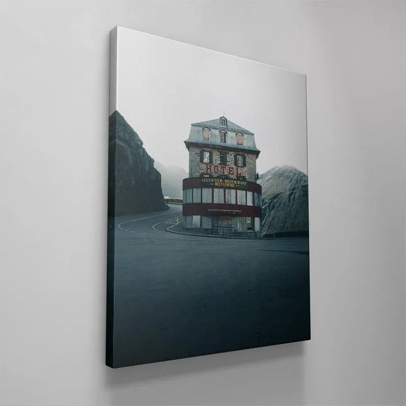 The Belvedere sign reading 'Gletscher-Restaurant BELVEDERE' in high resolution focus.
