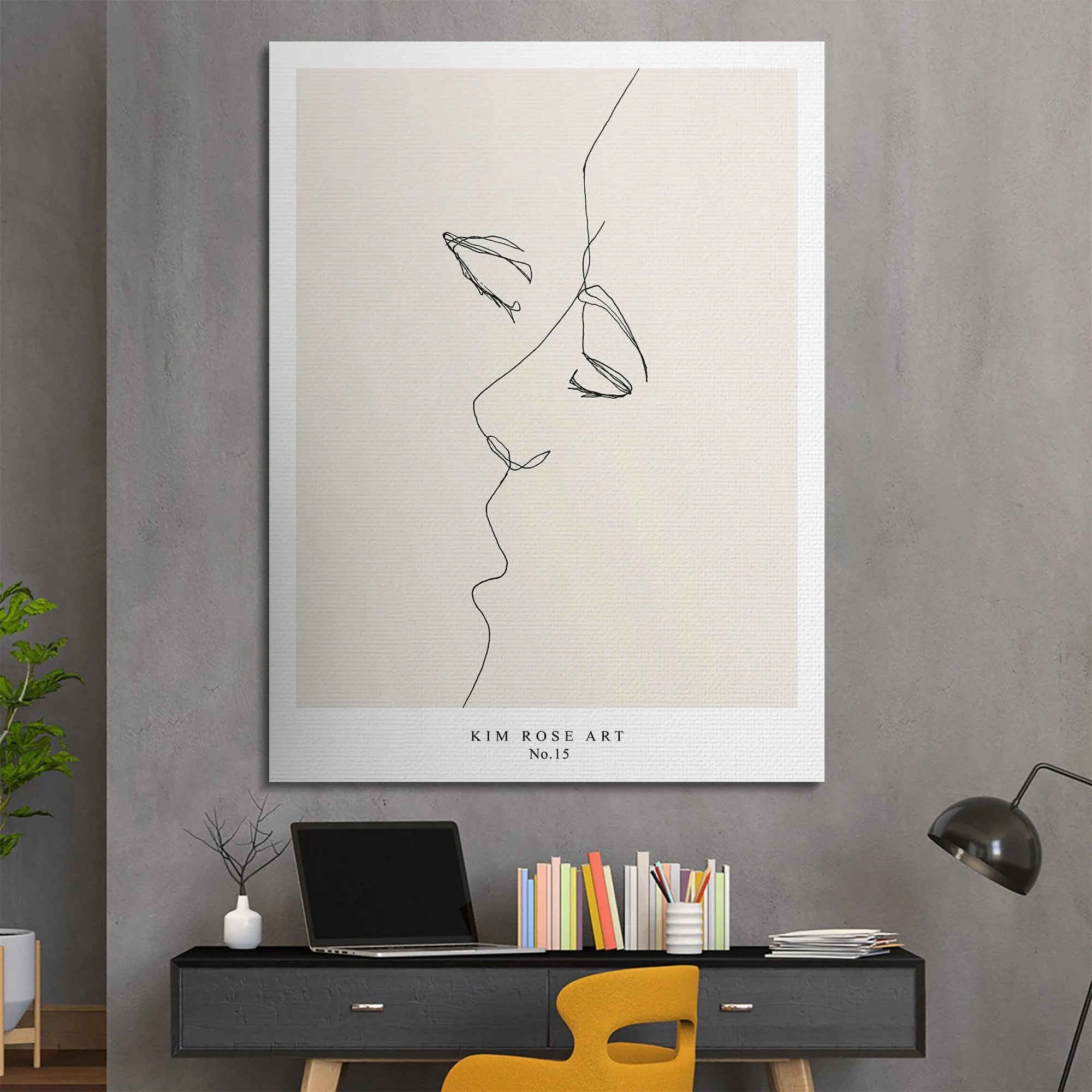 The minimalist aesthetic of the Útimo Beso - White piece, showcasing striking black ink against a subtle off-white background.
