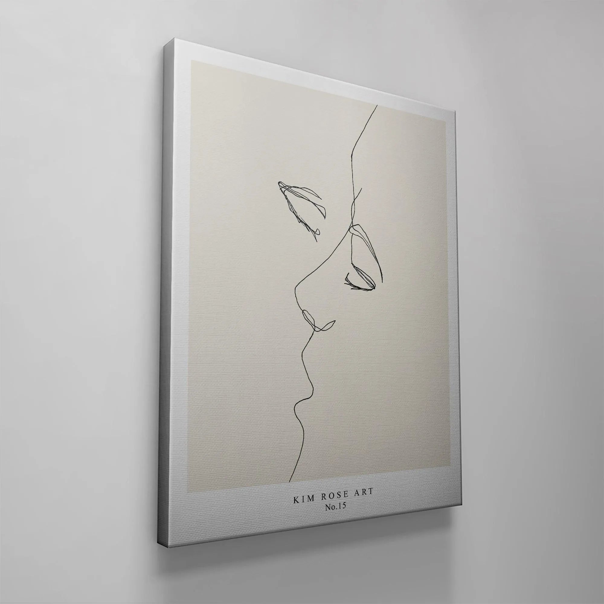 Modern art perspective: Útimo Beso - White hung next to a large potted plant, highlighting contemporary decor.